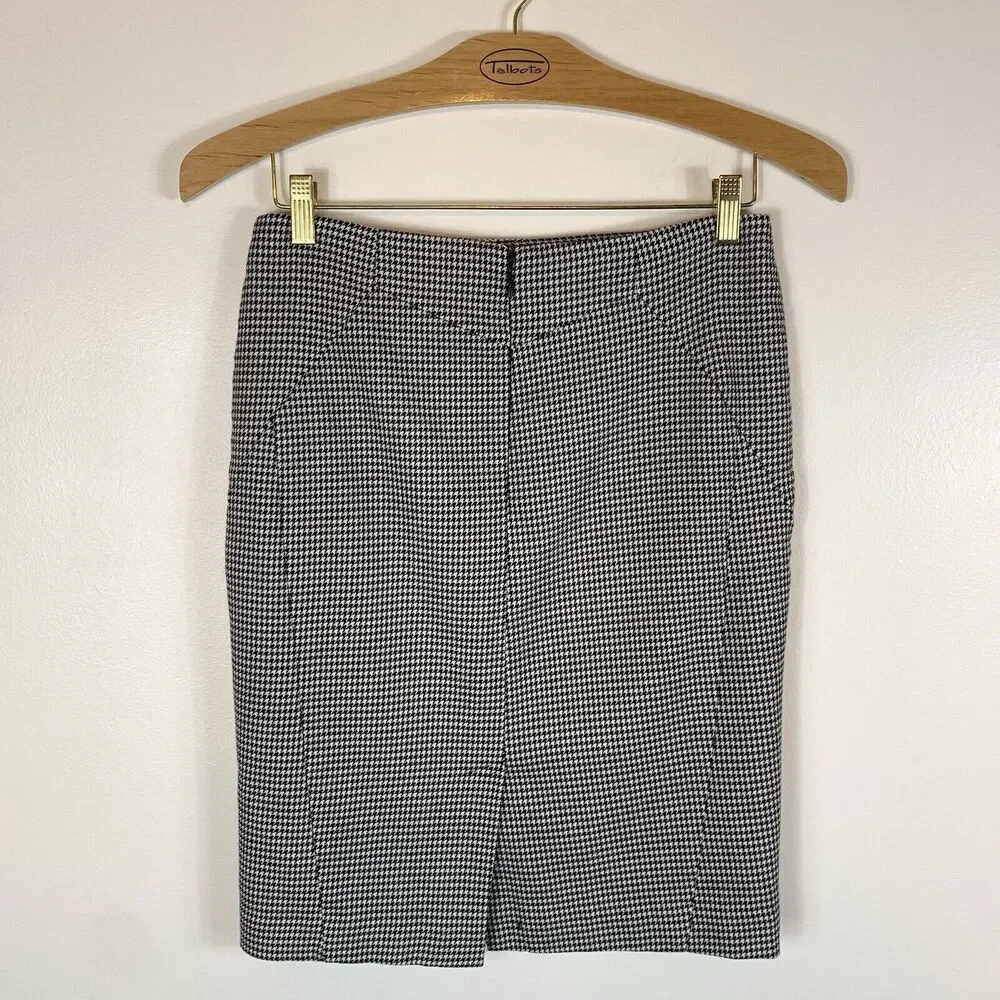 Worthington Stretch Houndstooth Black and White Pencil Knee Length Skirt Size 4